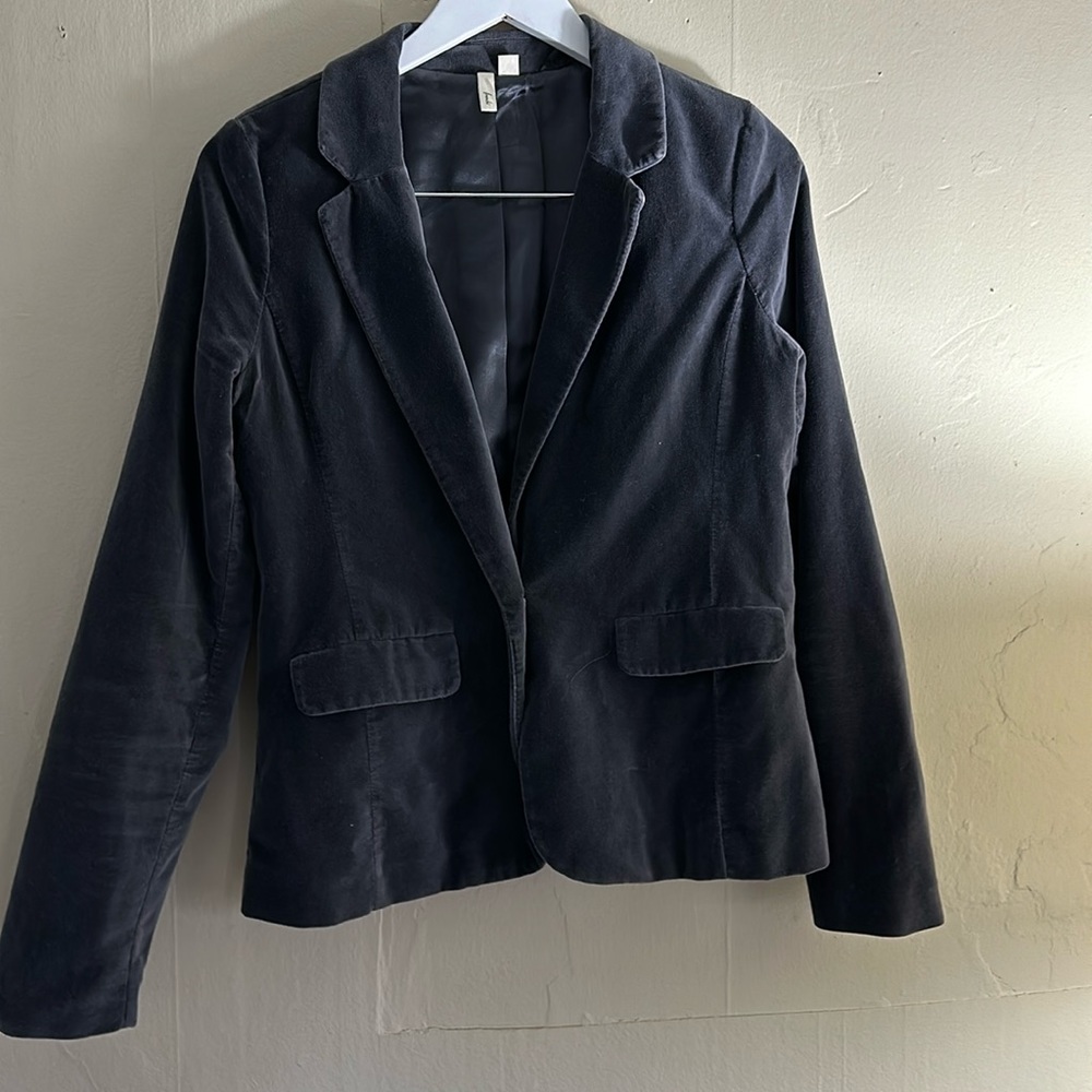 Women’s grey blazer